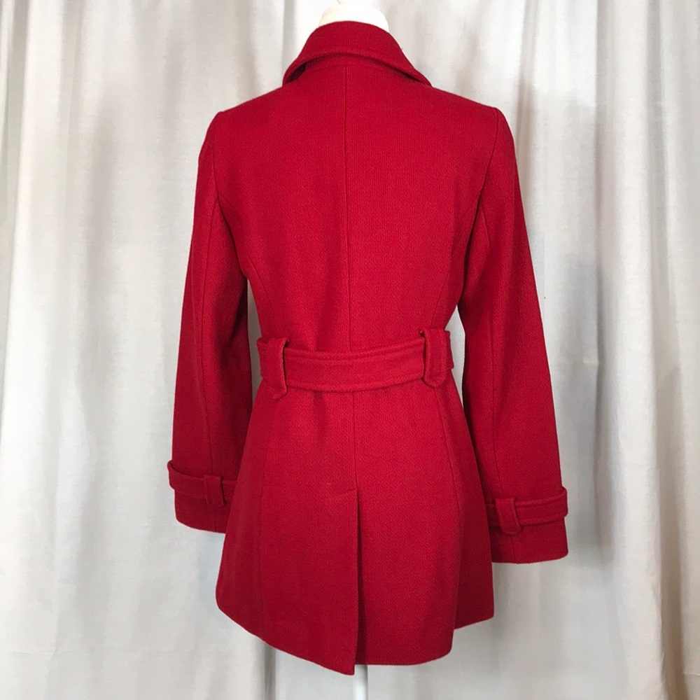 Warm and Stylish winter coat 🧥❄️ - Picture 7 of 7